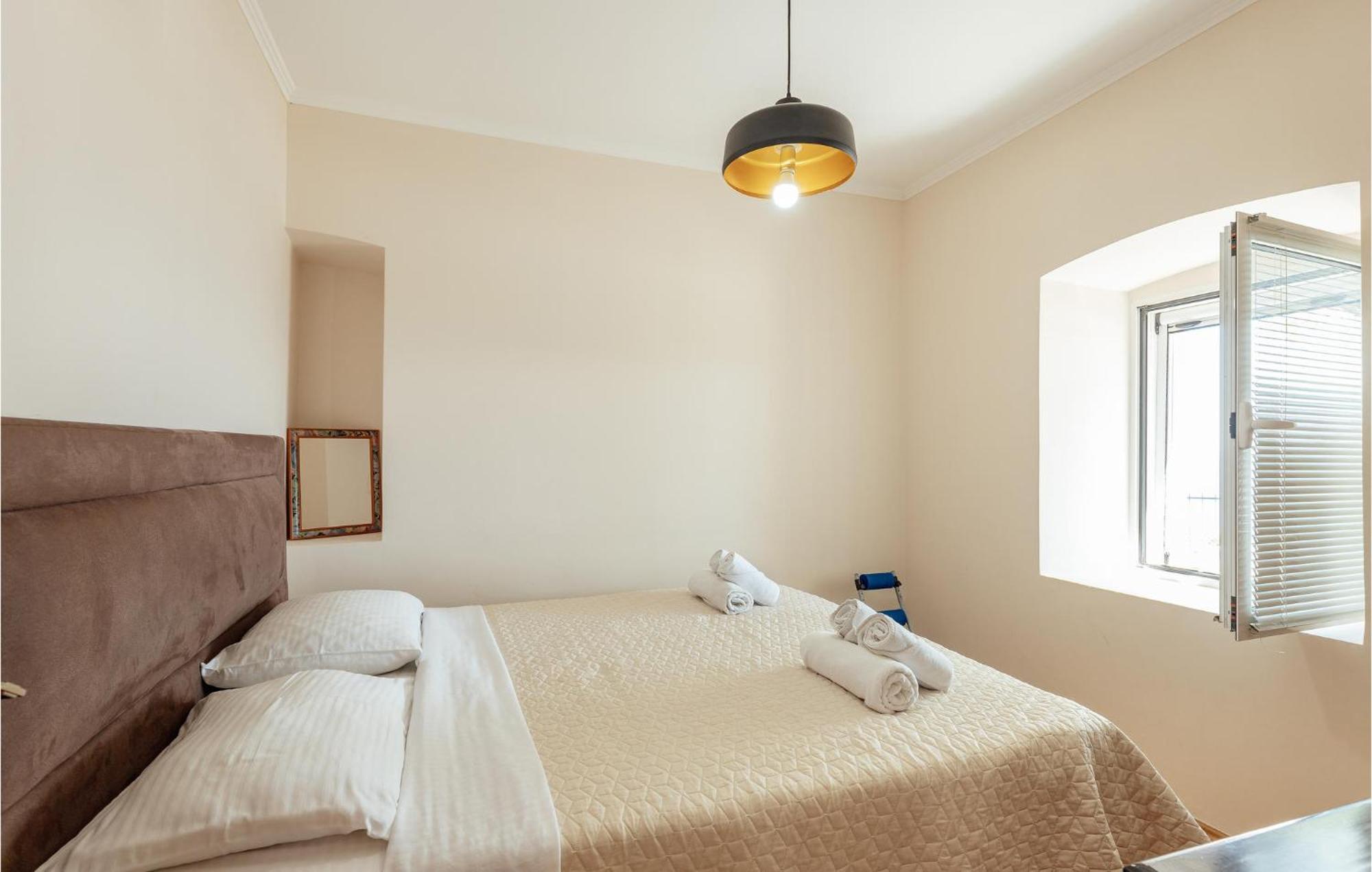 Amazing Home In Herceg Novi With House Sea View Dış mekan fotoğraf